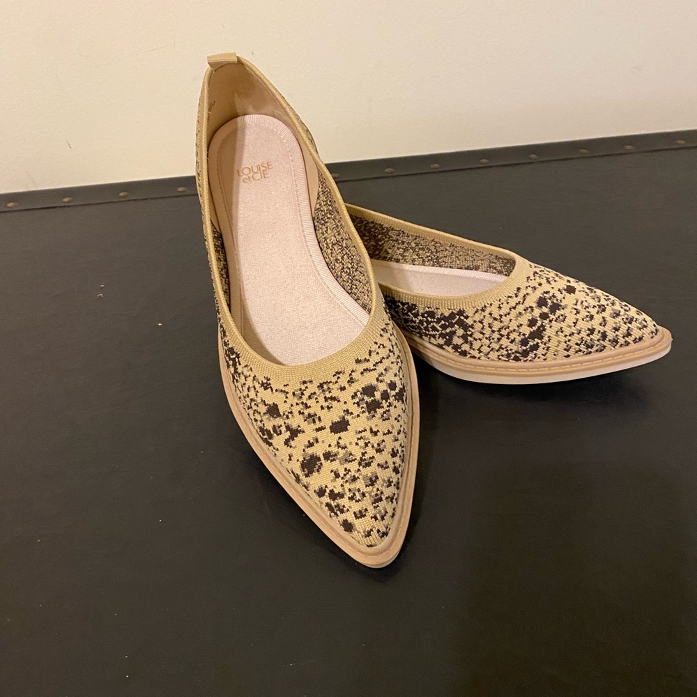 Louise et Cie Tan and Black Patterned Animal Print Women’s Pointy Toe Flats